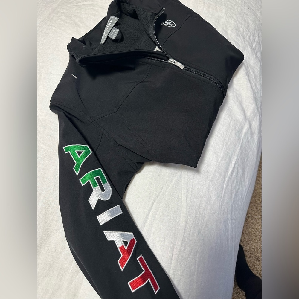 Black Ariat Jacket . Mexican Edition - image 3